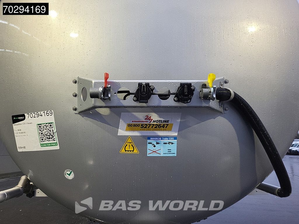 Kässbohrer STS 3 axles New! 32.000L Bitumen