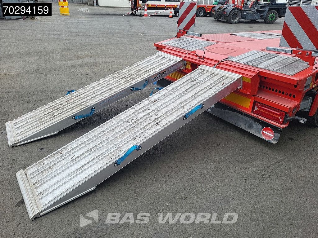 Kässbohrer LB3E 3 axles Extendable 600cm Lift+Steering Axle Scand.