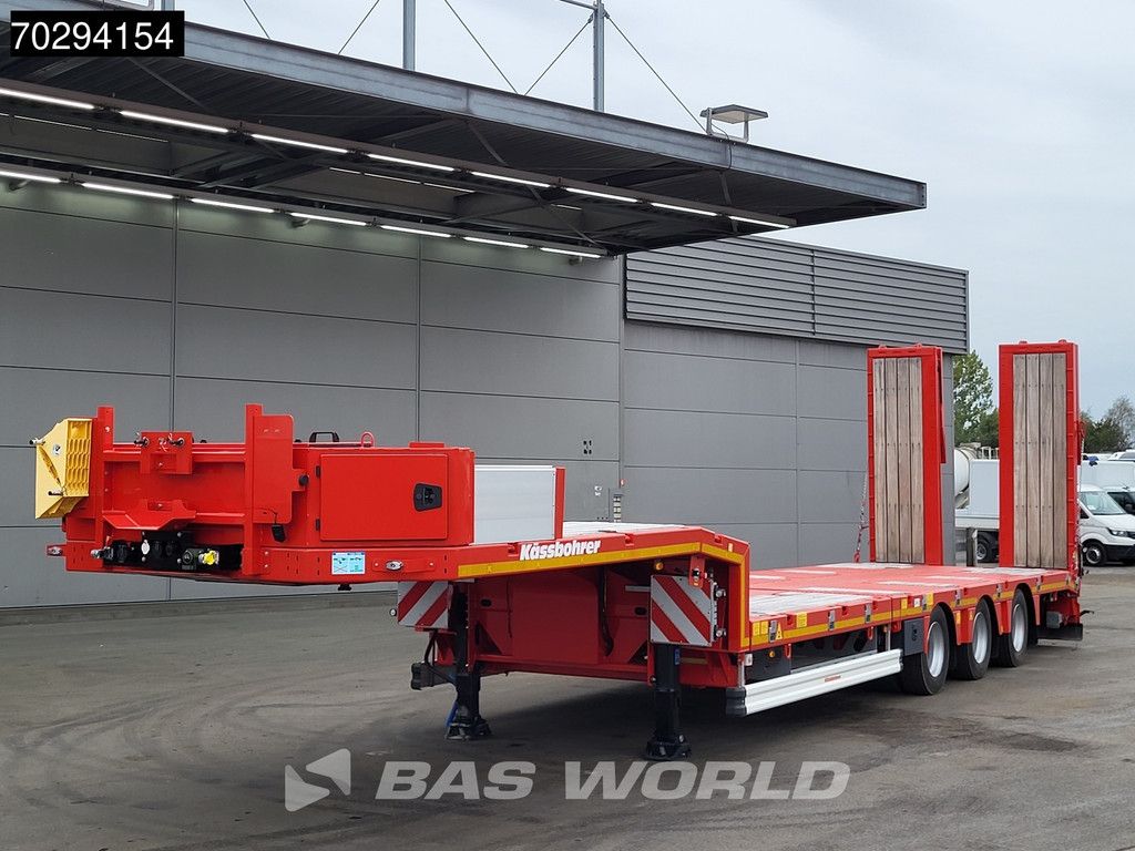 Kässbohrer Hydraulic Bed 450cm Extendable, Lift+Steering Axle