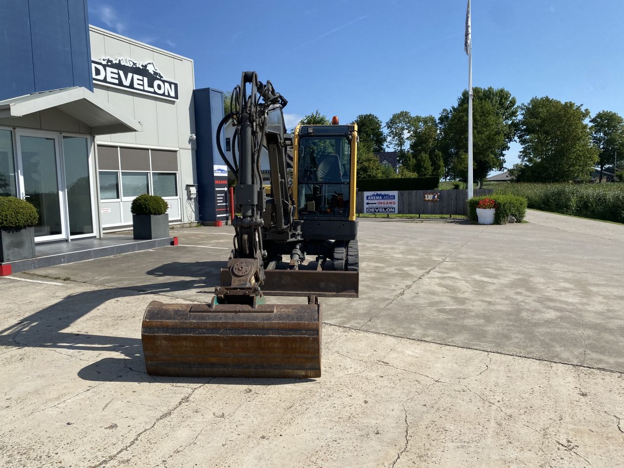 Volvo ECR58