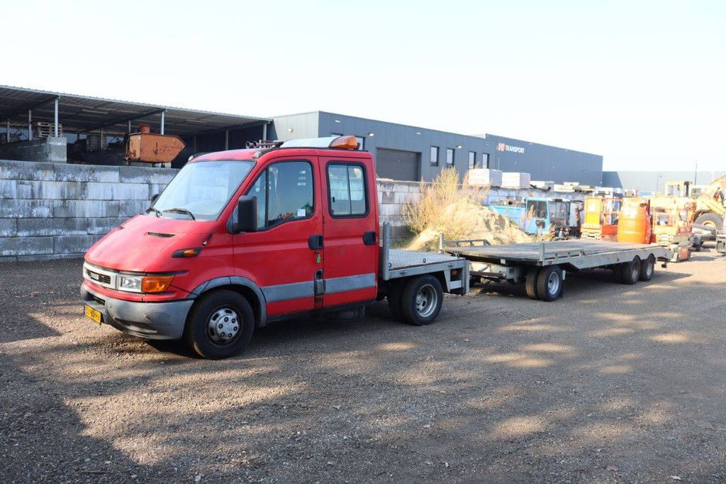 Trekker Iveco 40C Diesel 146pk 2002 met Oplegger
