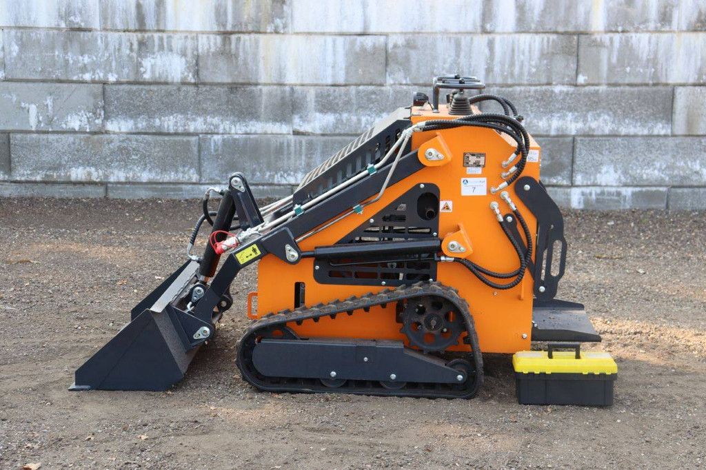 Kompaktlader Arteer QB-480 Diesel 24 PS 2025 Neu