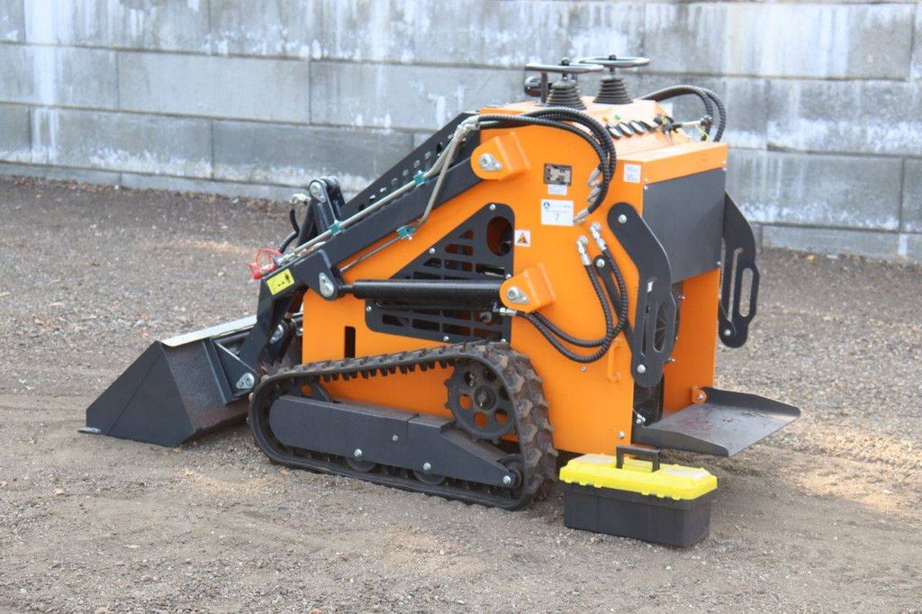 Kompaktlader Arteer QB-480 Diesel 24 PS 2025 Neu
