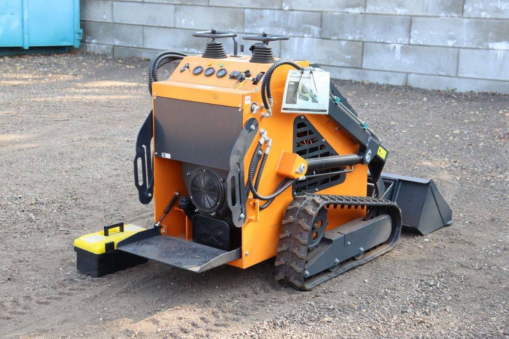Kompaktlader Arteer QB-480 Diesel 24 PS 2025 Neu