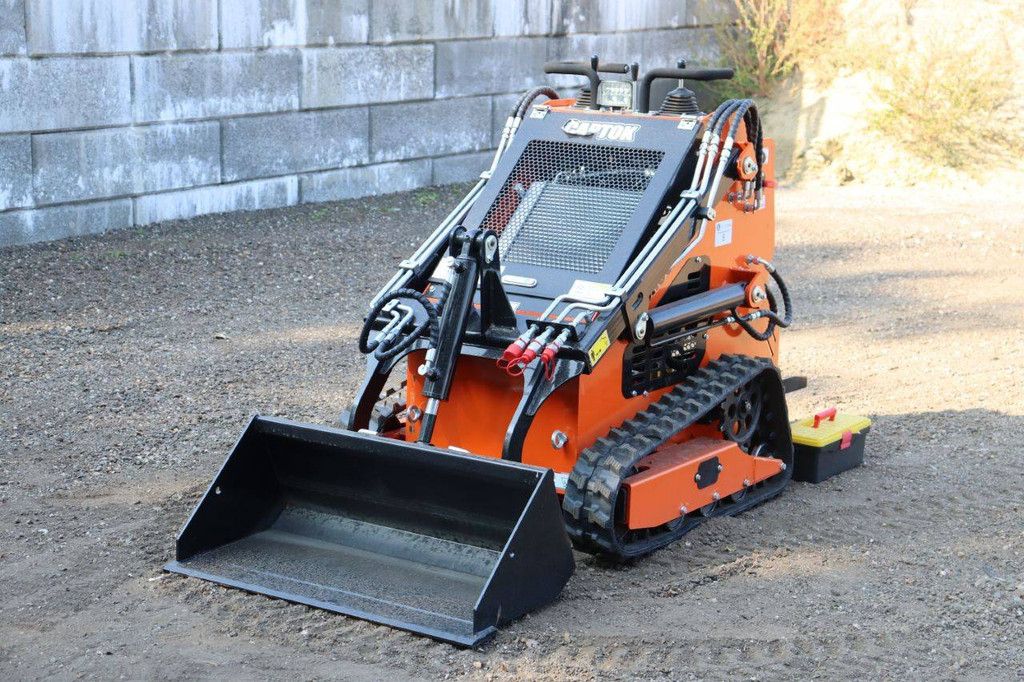 Kompaktlader 36C Benzin 13,5 PS 2025 Neu