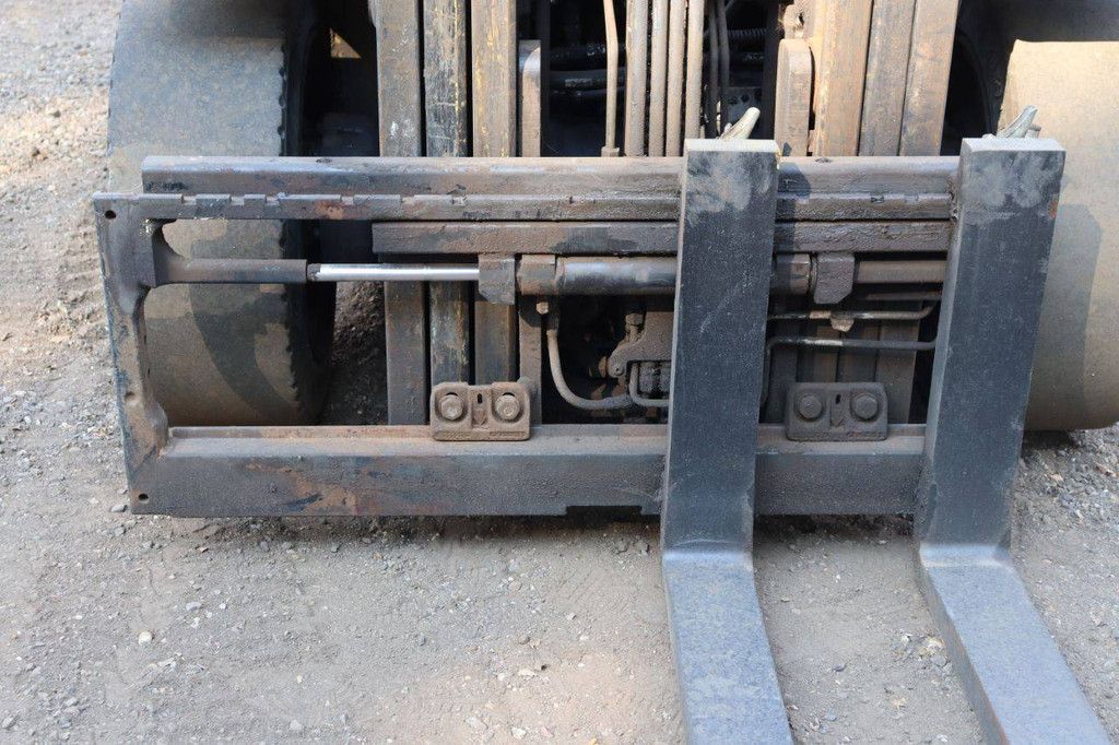 Forklift Yale GLP25VXE2170 LPG 1600kg 4.95m 2017