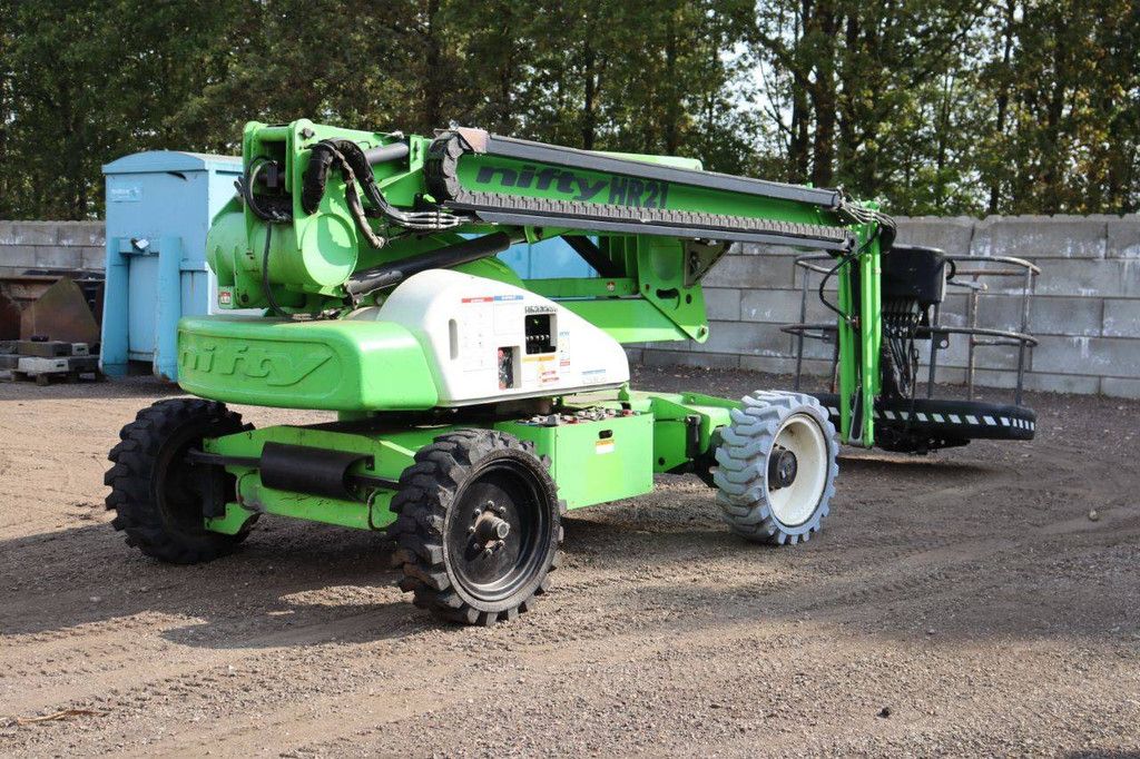 Nifty HR21DE Electric+Diesel 13m Articulated Boom Lift 2010