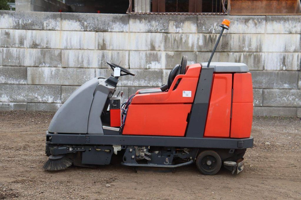 Hako B310RCL Electric Sweeper