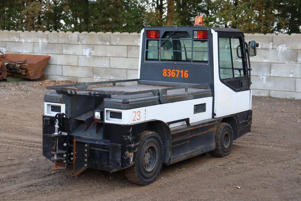 Electric tractor Linde P250 Electric 20kW 2008