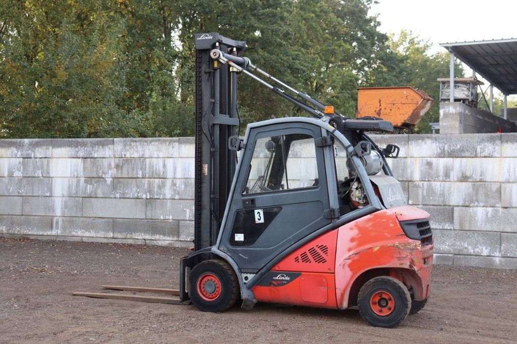 Gabelstapler Linde H30CNG-02 Treibgas 3000kg 2016