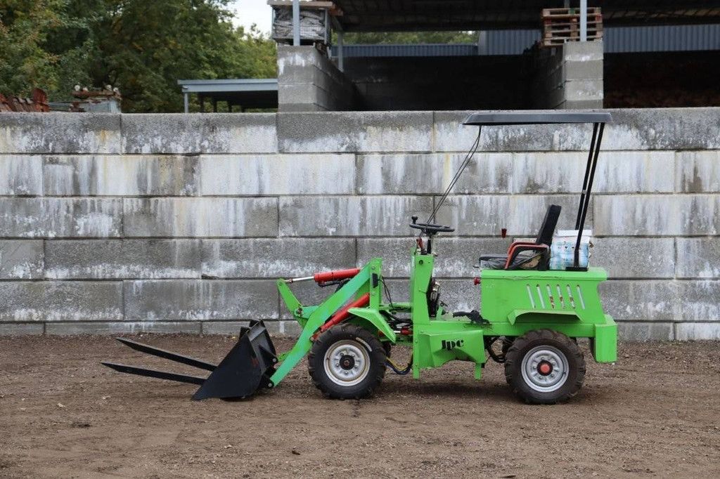 JPC Electric articulated loader