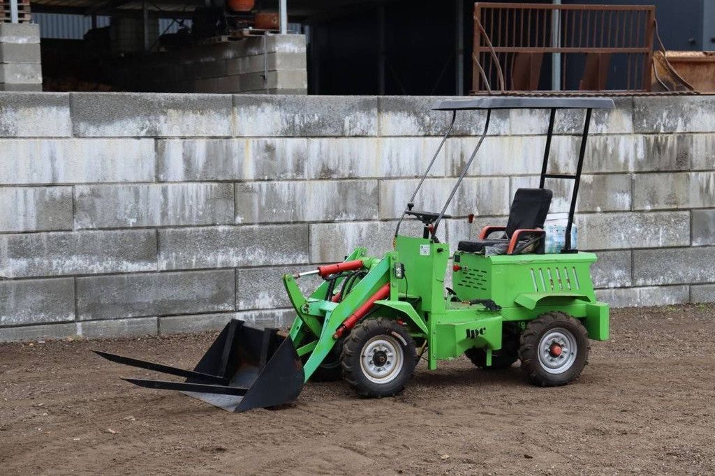 JPC Electric articulated loader