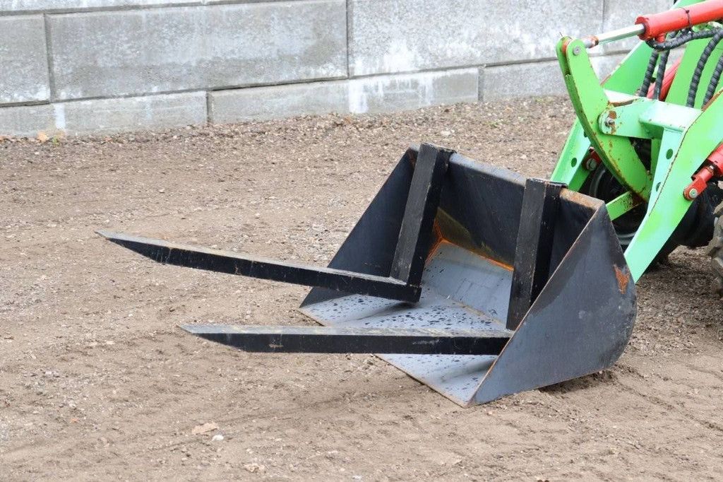 JPC Electric articulated loader