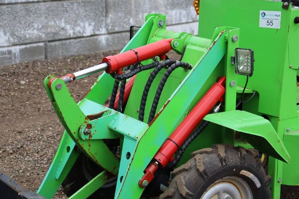 JPC Electric articulated loader