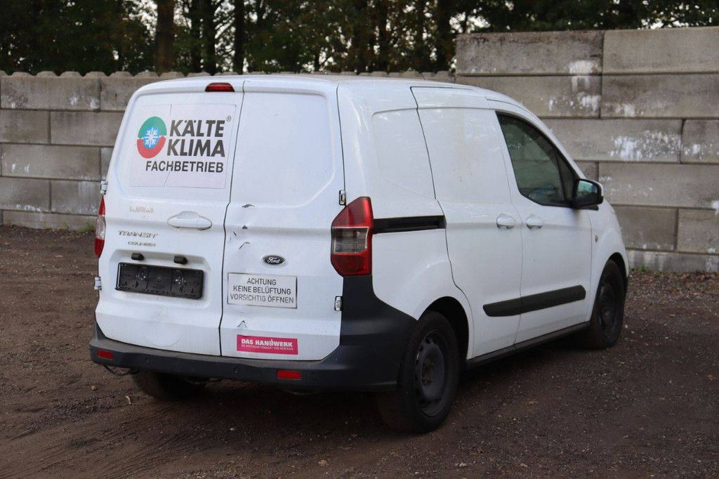 Ford Transit Courier Diesel 123hp Van