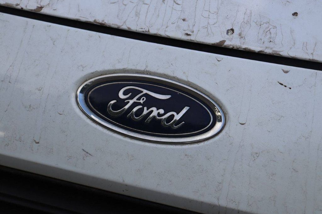 Ford Transit Courier Diesel 123hp Van