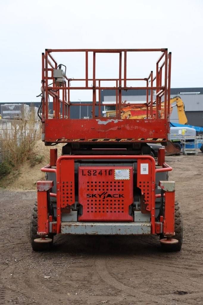Scissor lift SkyJack SJ8841 LPG 14.5m 2009