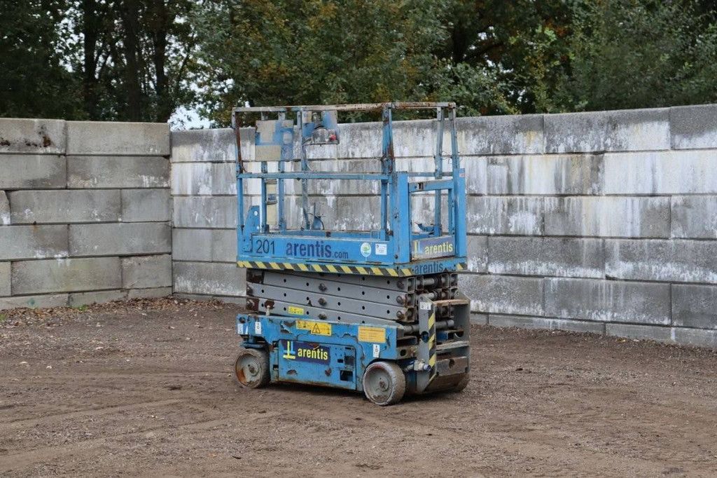 Genie 1932ES Electric Scissor Lift 8m