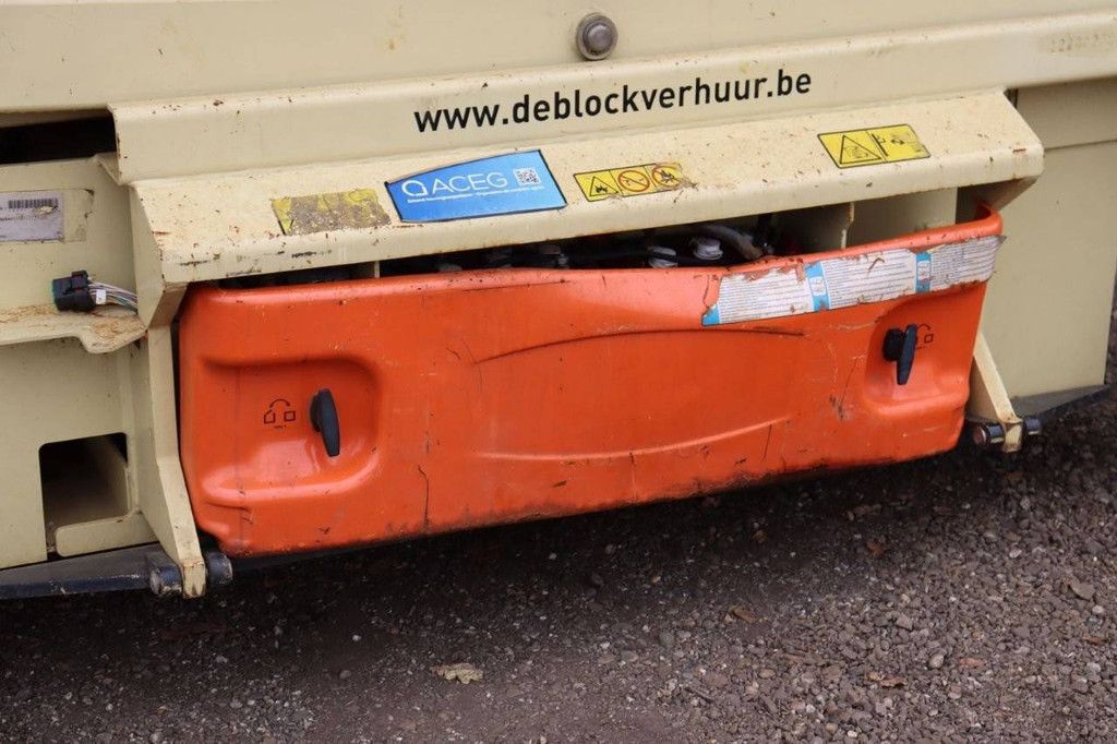 JLG 2646ES Electric Scissor Lift 9.92m 2017