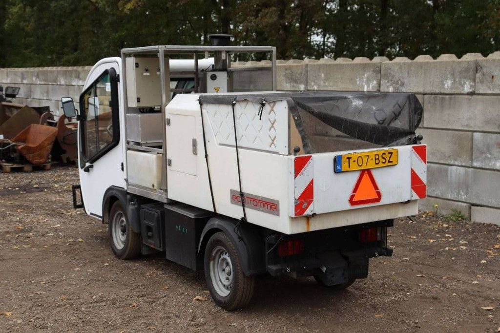 Cleaning machine Goupil G3 Electricity 2013