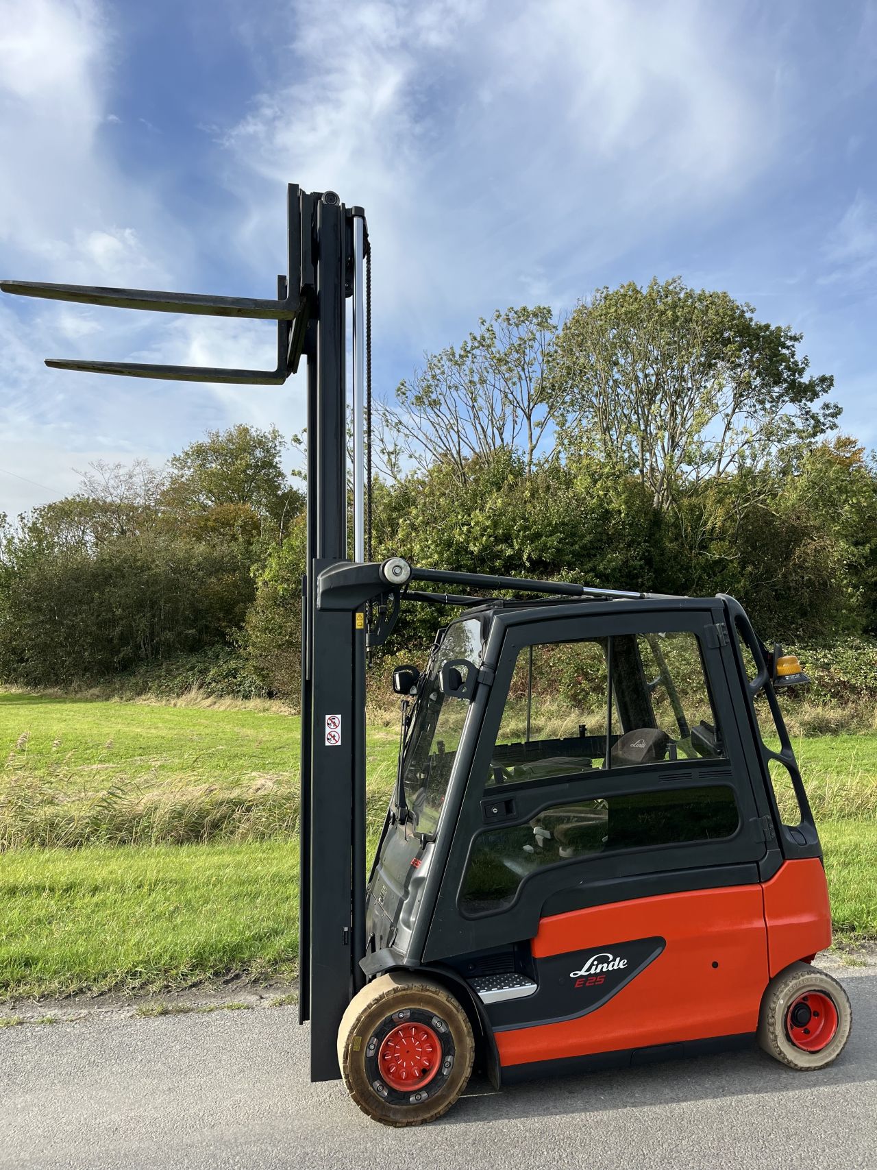 Linde E25L-01 elektrische heftruck sideshift