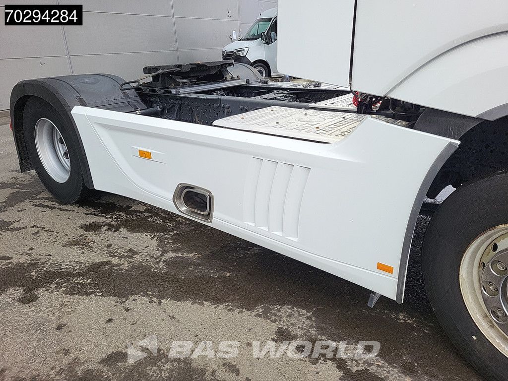 Mercedes Actros Actros 1851 4X2 BigSpace Retarder ACC Euro 6