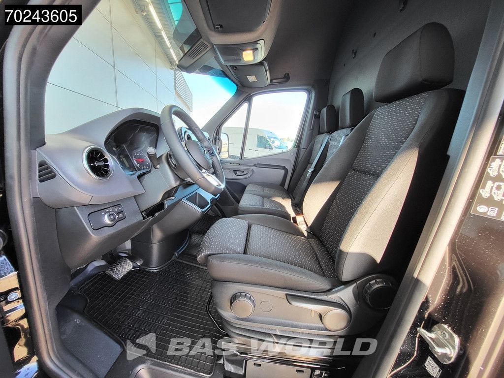 Mercedes Sprinter 319 CDI Automaat L2H2 2025model ACC LED Navi Camera Velgen 11m3 Airco
