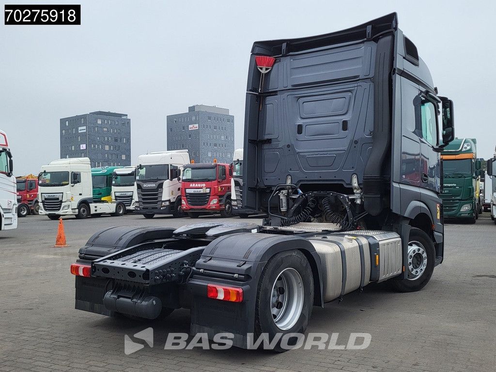 Mercedes Actros 1851 4X2 BigSpace 2x Tanks