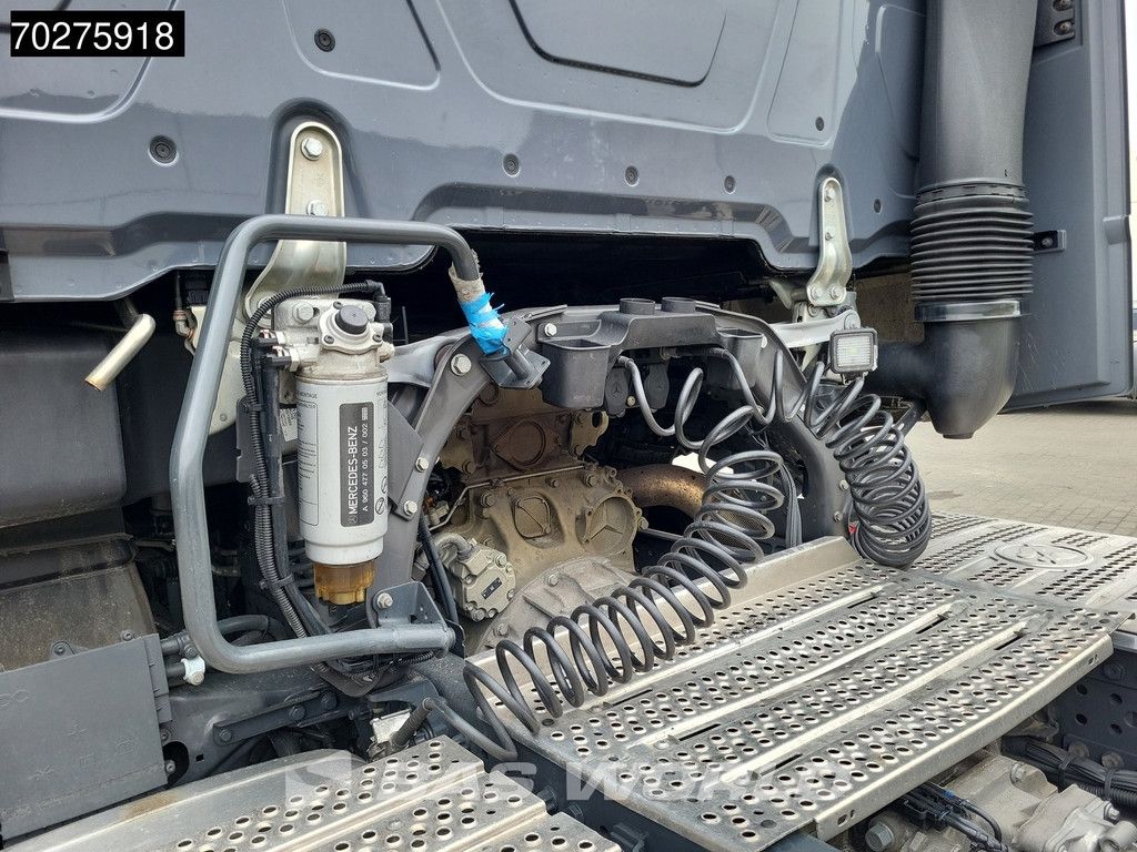 Mercedes Actros 1851 4X2 BigSpace 2x Tanks