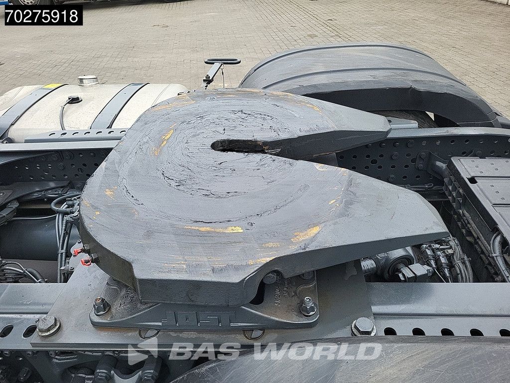 Mercedes Actros 1851 4X2 BigSpace 2x Tanks