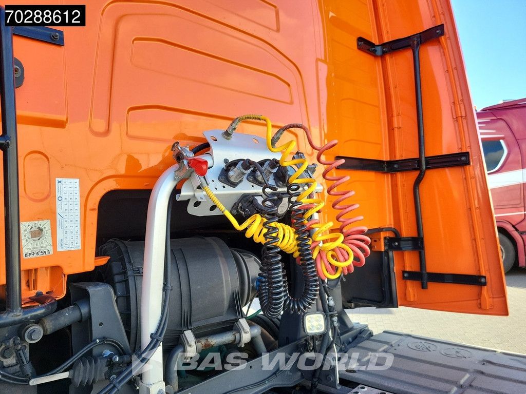 Volvo FH 460 4X2 NL-Truck VEB+ 2x Tanks Navi