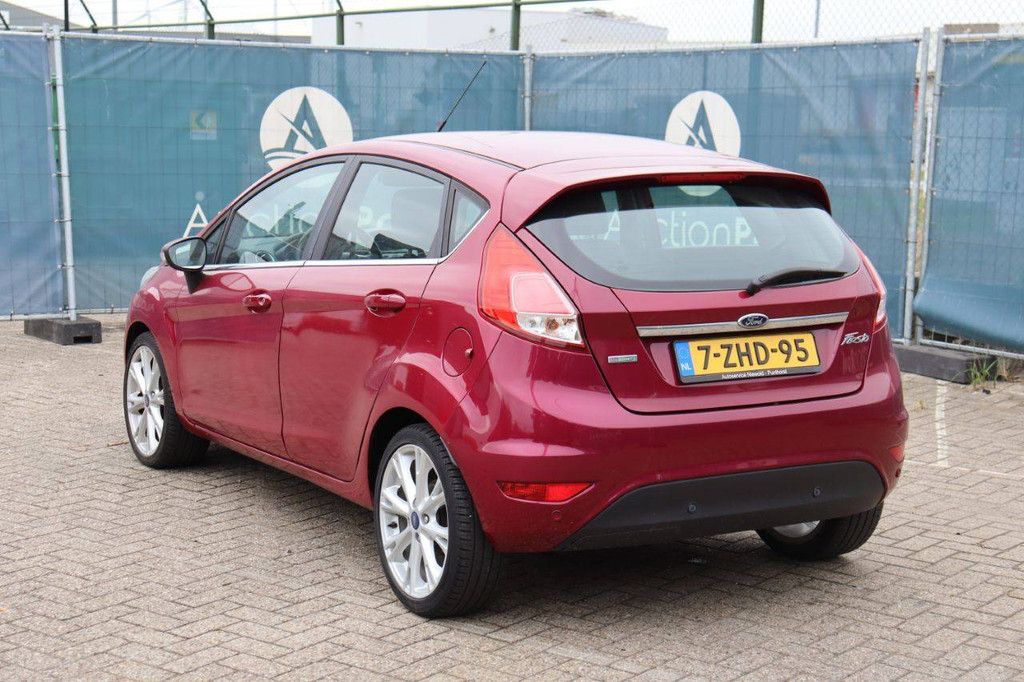 Ford Fiesta Petrol 101hp 2015 (Margin)