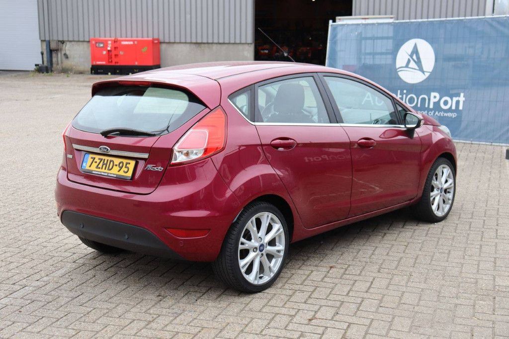 Ford Fiesta Petrol 101hp 2015 (Margin)