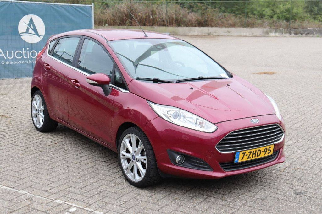 Ford Fiesta Petrol 101hp 2015 (Margin)