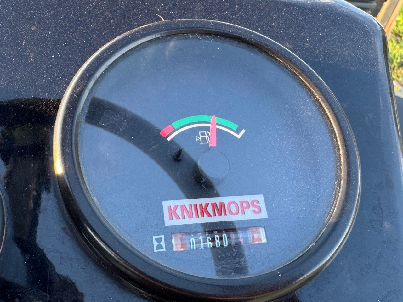 Te Koop: Knikmops 130