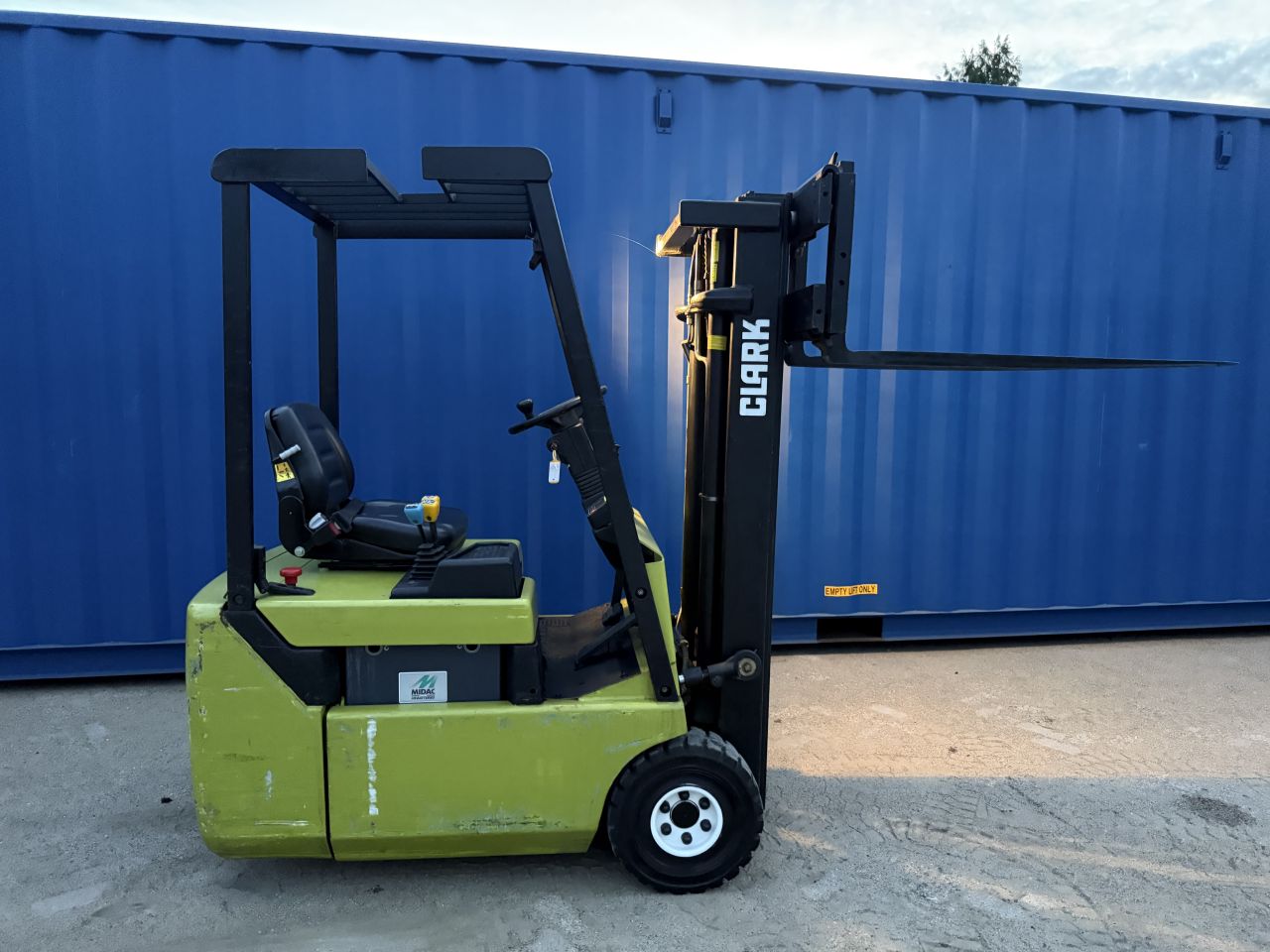 Compacte Clark 1200KG elektrisch 3-delig Freelift Sideshift