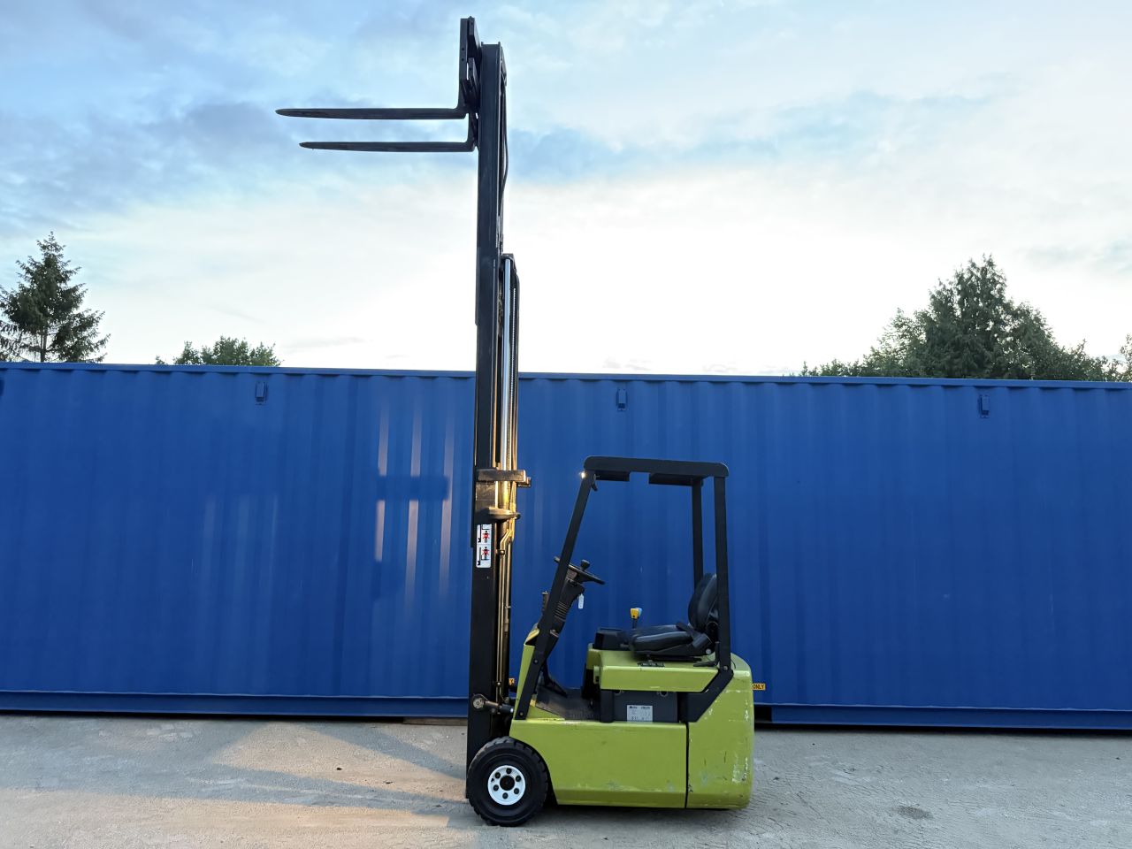 Compacte Clark 1200KG elektrisch 3-delig Freelift Sideshift