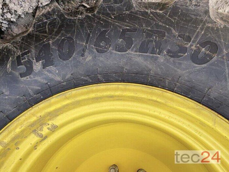 John Deere 6150 R