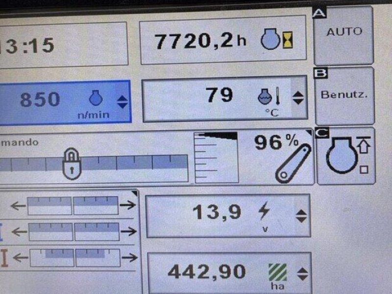 John Deere 6150 R