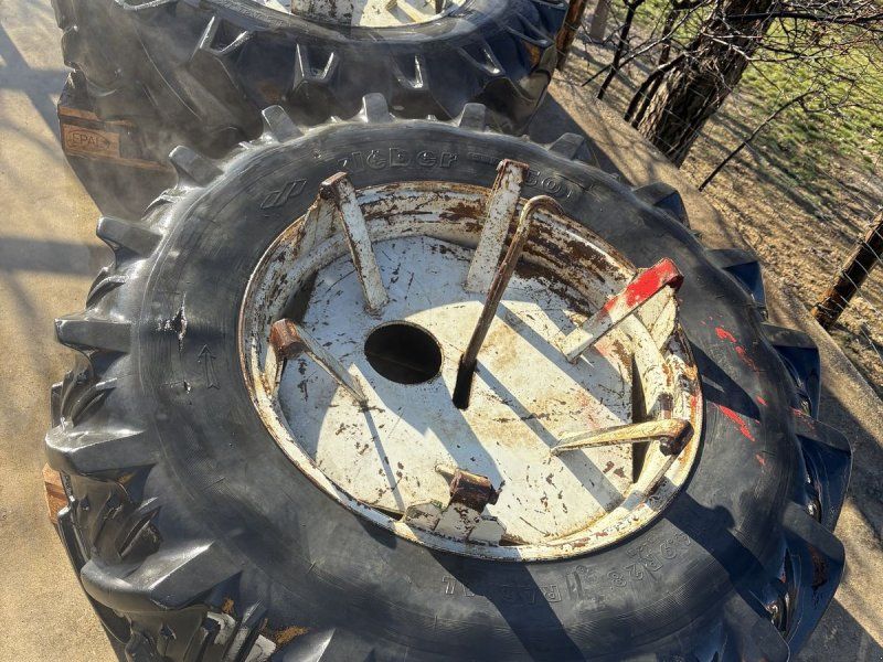 Fendt Zwillingsräder 14.9 R28