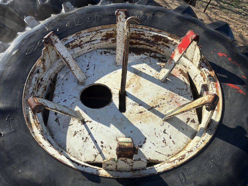 Fendt Zwillingsräder 14.9 R28