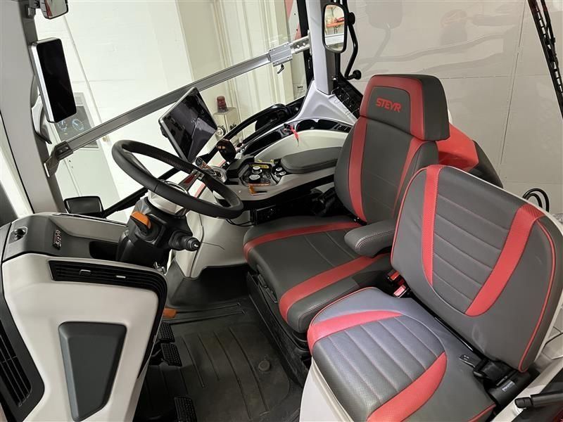 Steyr 6300 Terrus CVT (Stage V)