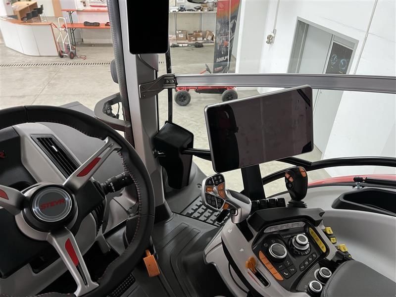 Steyr 6300 Terrus CVT (Stage V)