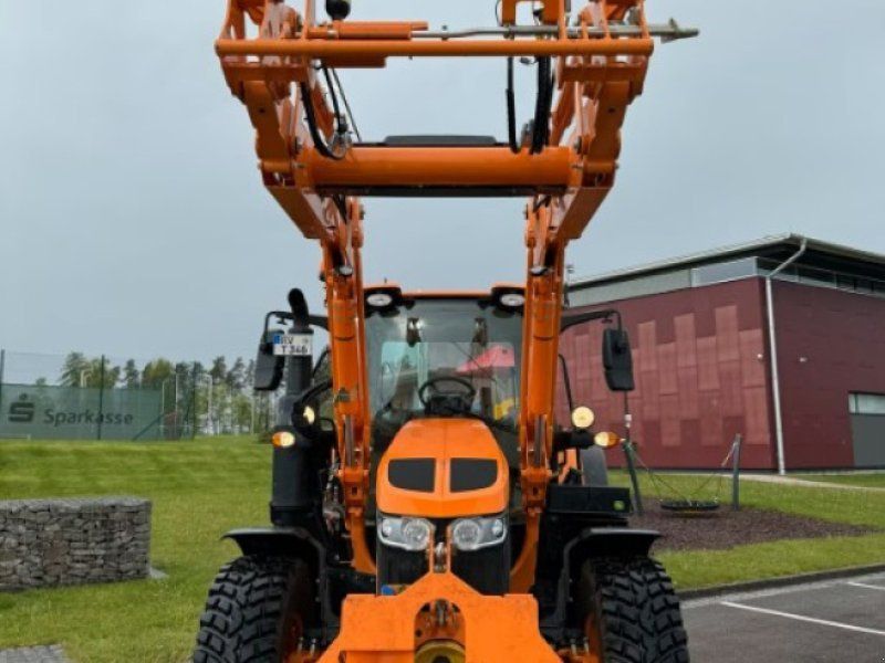 John Deere 6120M