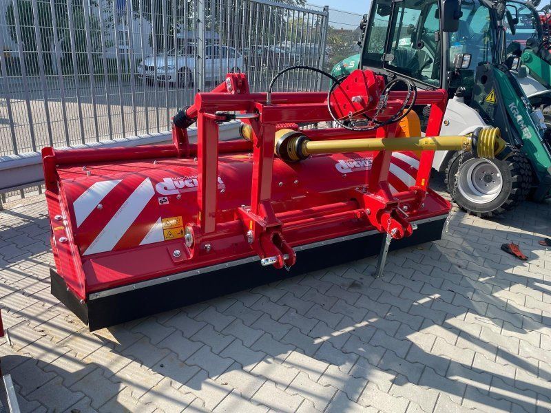 Dücker UM 27