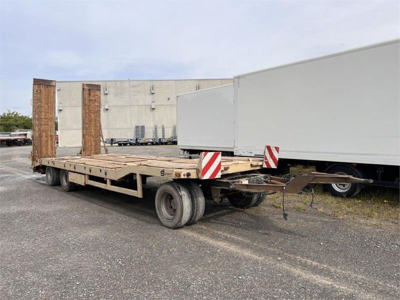 Möslein T3 Schwebheim 3 Achs Tieflader