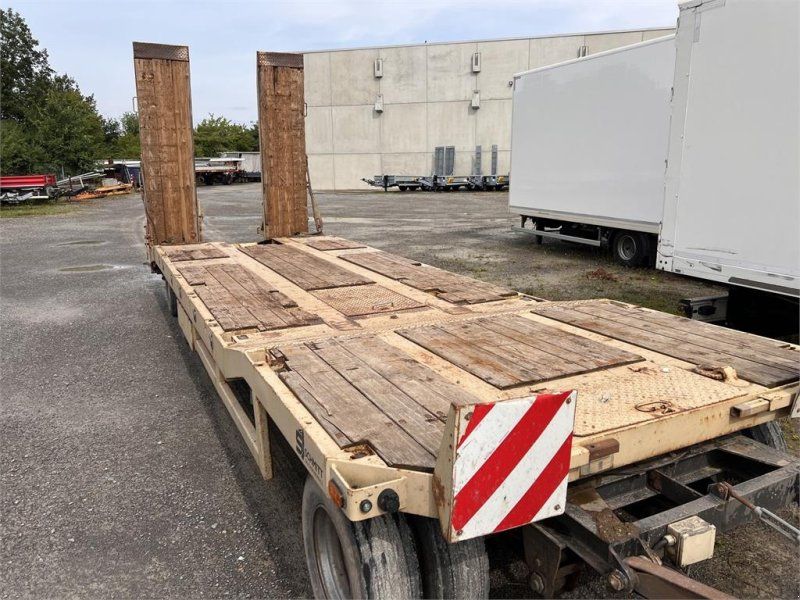 Möslein T3 Schwebheim 3 Achs Tieflader