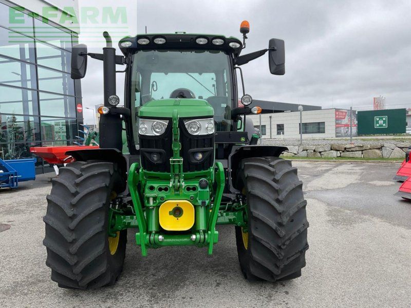 John Deere 6R 110