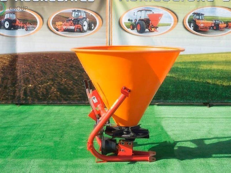 Dexwal rozsiewacz nawozów 300 l