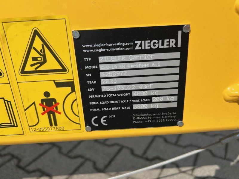 New Holland 760CG Varifeed 6,10m, 20Ft